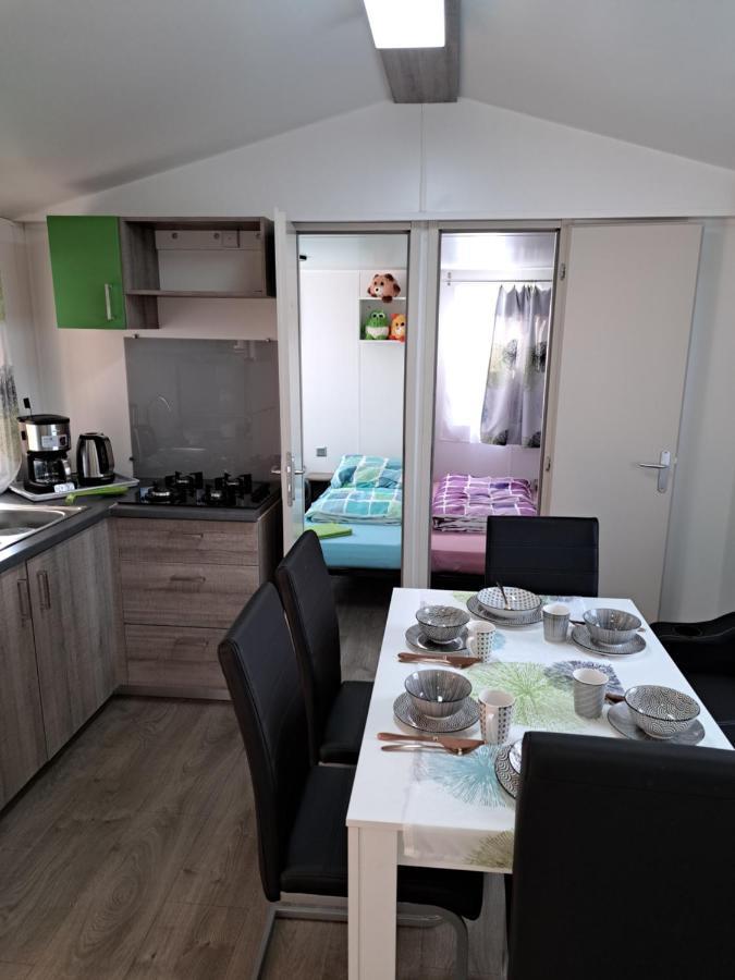 Mobilheim Chalet Bei Georg Seekirchen am Wallersee Eksteriør billede